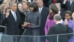 Obama with MLK's bible