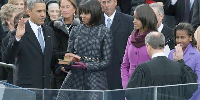 Obama with MLK's bible
